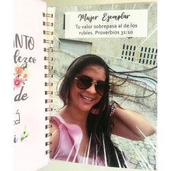 Cuaderno Mujer Ejemplar